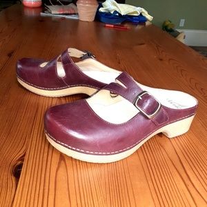 Dansko Britney Red Oiled Pull Up Clogs